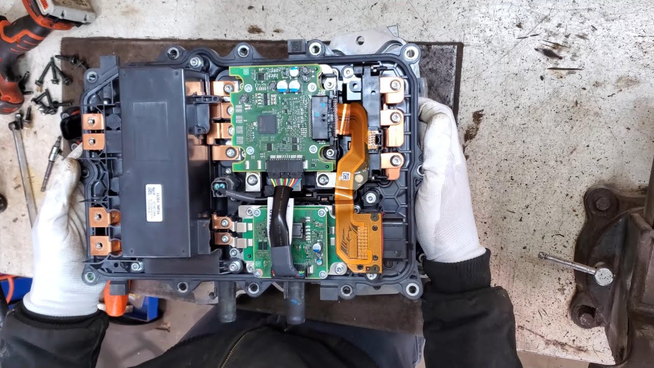 Scrapping an Electric Vehicle power inverter