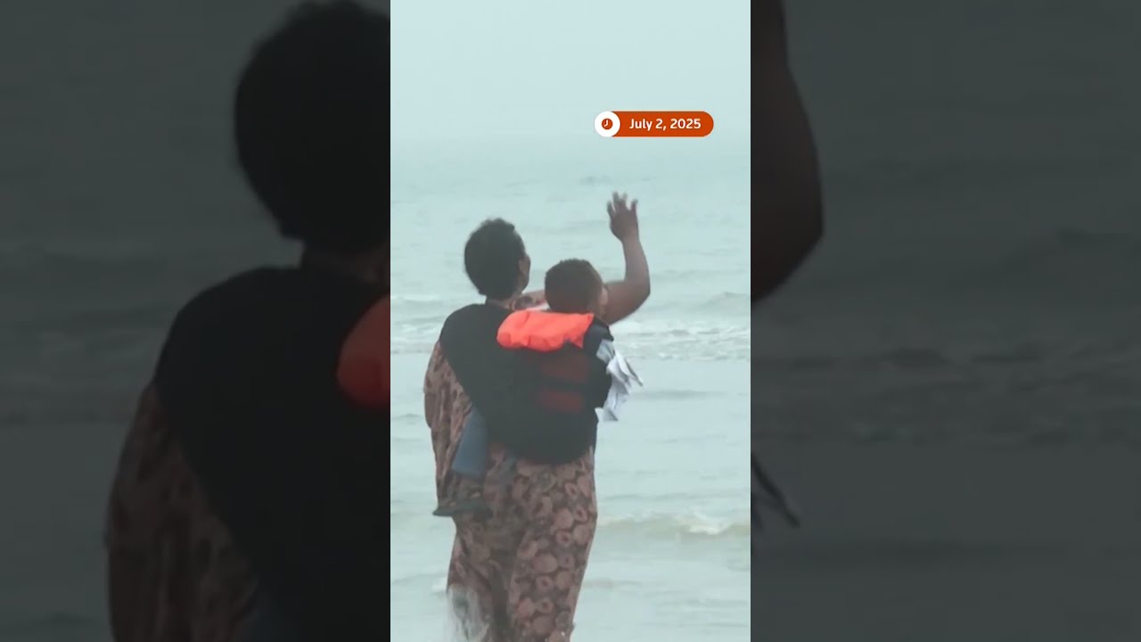 Migrant Boats Set Sail From French Coast Heading For UK