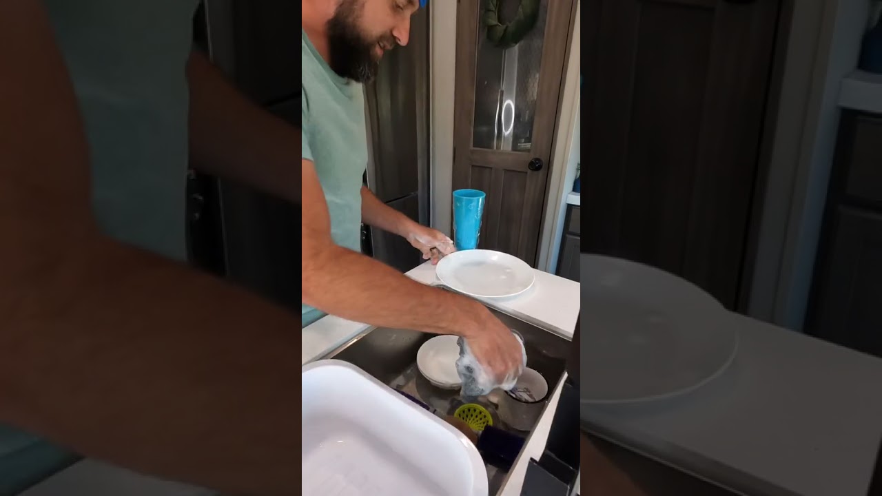 Dishes while Dry camping 🏕 