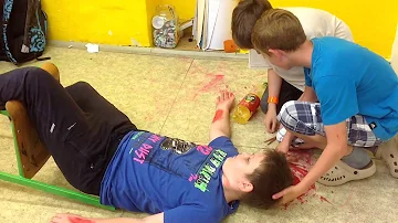 Co je průměrná mzda a evidenční počet zaměstnanců?