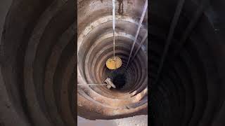 Traditional way of digging wells The Process Of Digging Wells With Shovels