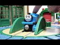 Thomas Wooden Railway &amp; 4 Brio Tunnel Plarail Train Course