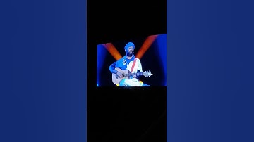 Thumbnail of Amay Prosno Kore Nil Dhrubatara - Arijit Singh | Arijit Singh Live in Siliguri | Hemanta Mukherjee