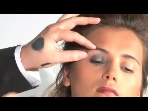 Verwonderend Oogmake-up tips van Estée Lauder Makeup artist - YouTube SE-82