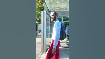 Instappen #Bus 99 #UBC B-Lijn 🇨🇦 #vancouver #vancouverbc #canada #stad #shorts