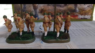 Сборка советских солдатиков в масштабе 1/72 от фирмы звезда.