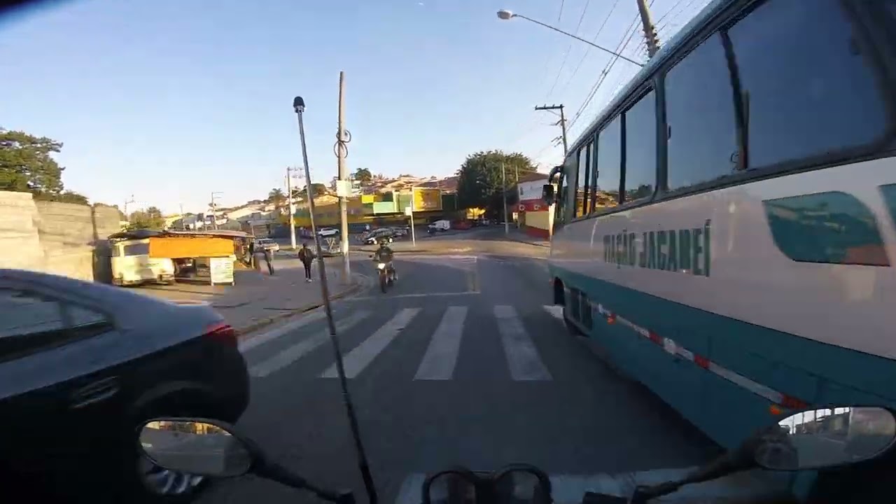 Renda extra uber entrega cachorro tento me morder