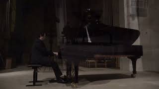 Dario Ntaca plays Bach