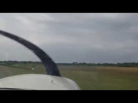 посадка легкого одномоторного