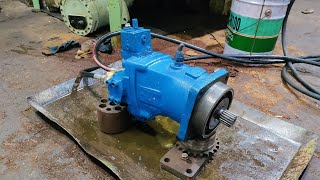 Testing Sam Hydraulic Dana Brevini H2V 108 Variable Piston Hydraulic Motor Shaft Rotation @ 1000 Psi by Hydro Marine Power 4,589 views 1 year ago 2 minutes, 56 seconds