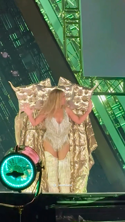 Beyonce - ALIEN SUPERSTAR (Live in Washington Night 1) Cowboy Carter Tour #beyonce #cowboycartertour