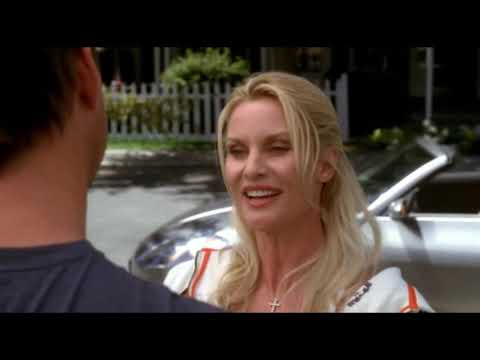 Edie Gets Invited To Dinner With Susan, Julie And Mike - Desperate Housewives 1x02 Scene