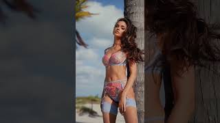 sexy bikini girl with Justin Bieber song #maria #sexy #justinbieber
