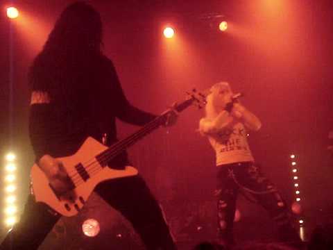 Arch Enemy - Demonic Science (live 8 dec 09)
