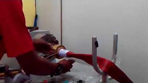 Hose binding machine