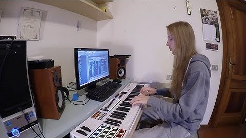 Omnisphere 2.5 Hardware Library Demo Improvisation on Live Streaming