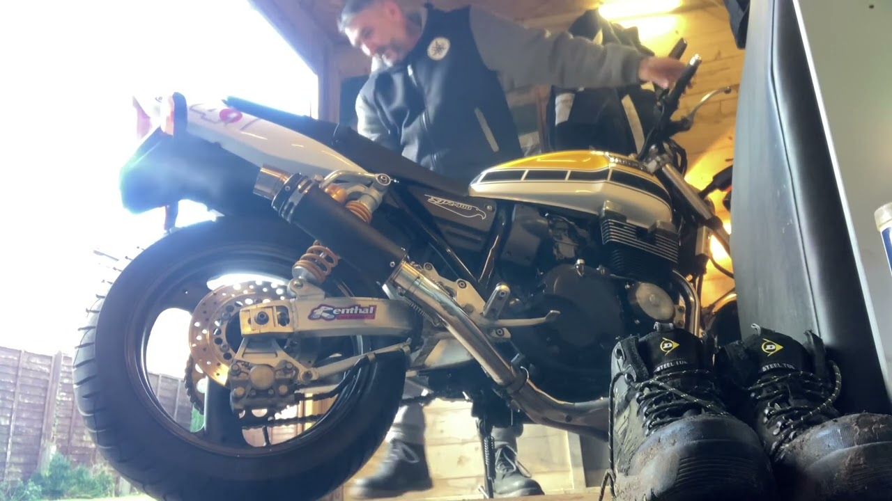 Yamaha xjr400 start up