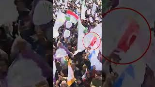HDP Yenikapı mitinginde Türk bayraklarını indirtti