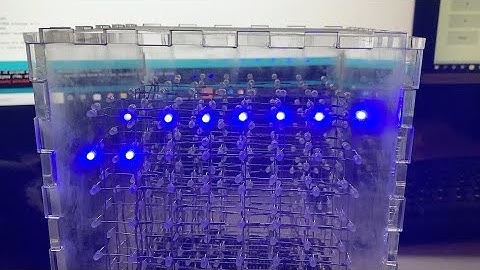 Snake on an 8x8x8 LED Cube with Software PWM Brightness (Retrofuturistic Hardware VIP)