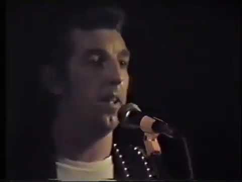 Sleduj Rock Therapy "Blues Stay Away From Me" (1986) na YouTube