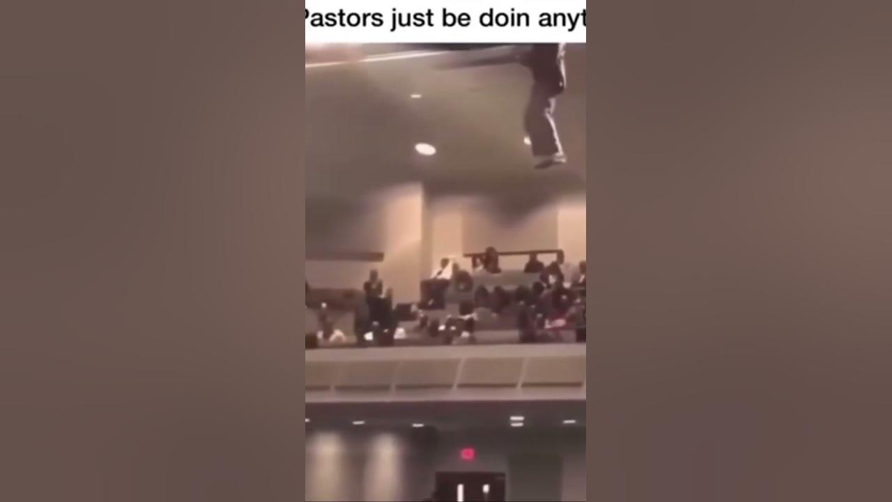 Flying pastor makes his savage entrance on the stage #wtfmoment #vforviral #pastor #savage #swag