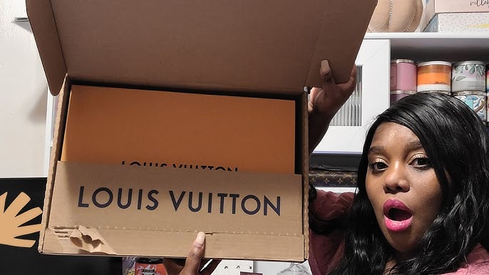 UNBOXING Louis Vuitton LOGOMANIA SHINE SCARF Marron 2018! 