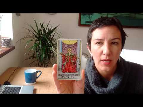 Video: ¿Qué significa la carta del tarot de la Justicia en el amor?