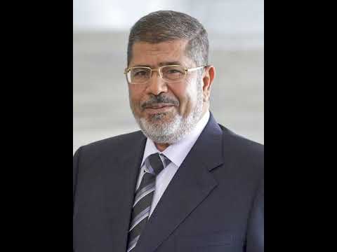 Video: Mohamed Morsi Nettovärde: Wiki, Gift, Familj, Bröllop, Lön, Syskon