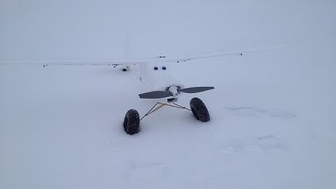 Multiplex FunCub Flying In The Snow