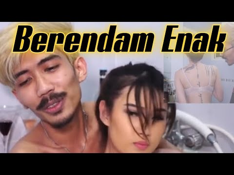 Mandi Bathub Enak Bareng Lily Chong