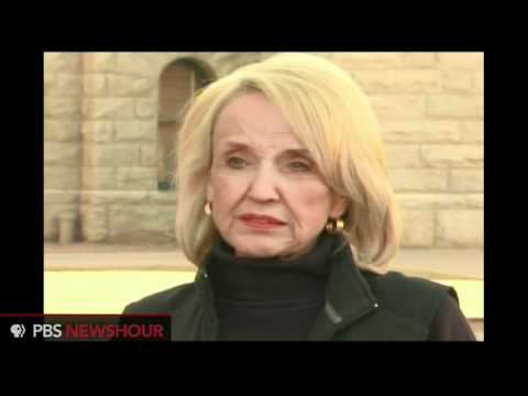 Arizona Governor Jan Brewer Responds to Shooting o...