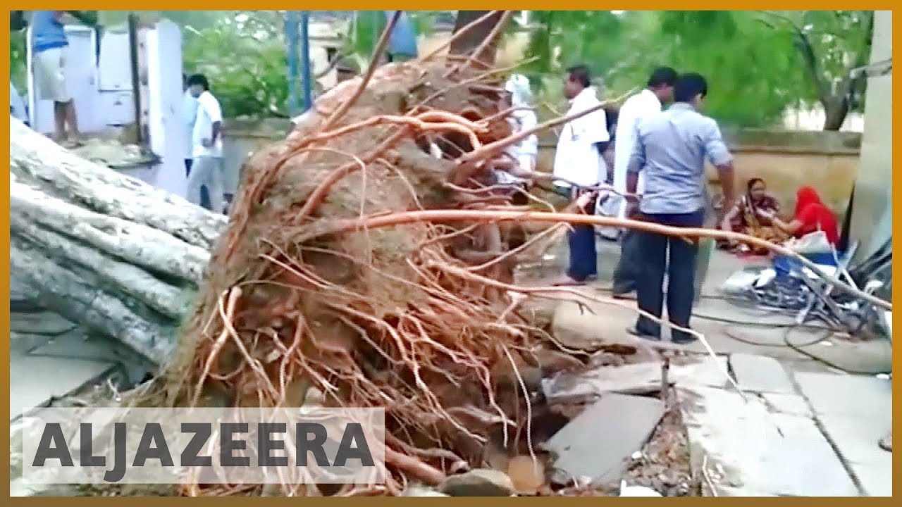 🇮🇳 عشرات القتلى جراء عاصفة ترابية وأمطار غزيرة تجتاح الهند | الجزيرة الإنجليزية