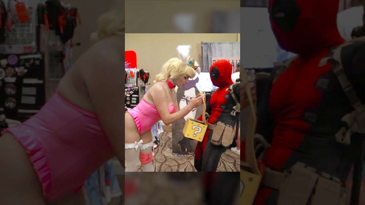 Deadpool meets Princess Peach 👑 #deadpool #nintendo #cosplay