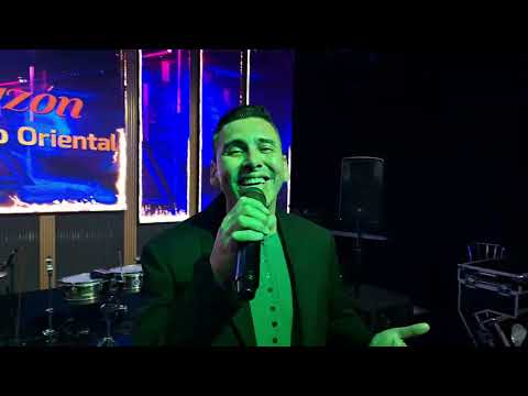 Gringo Egüez feat Trío Oriental  -  Llora Corazón (Cumbia)