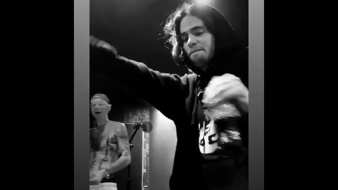 Machine Gun Kelly - Forward Steps