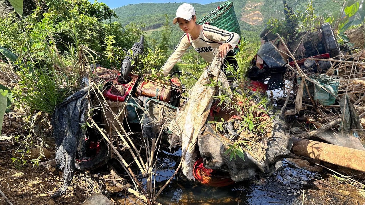 girl tries to fix KUMIAI (3 cylinder inline) machine abandoned for many ...