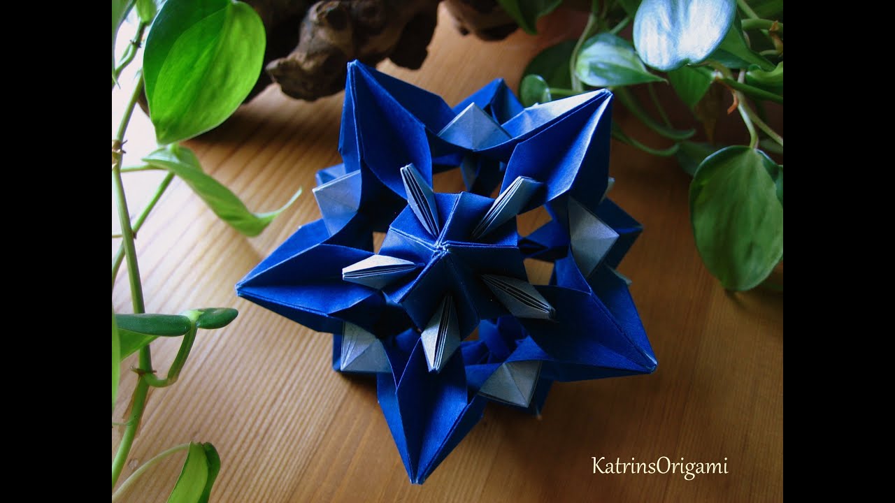 Origami ᘠ♥ᘡ Xenia ᘠ♥ᘡ Kusudama