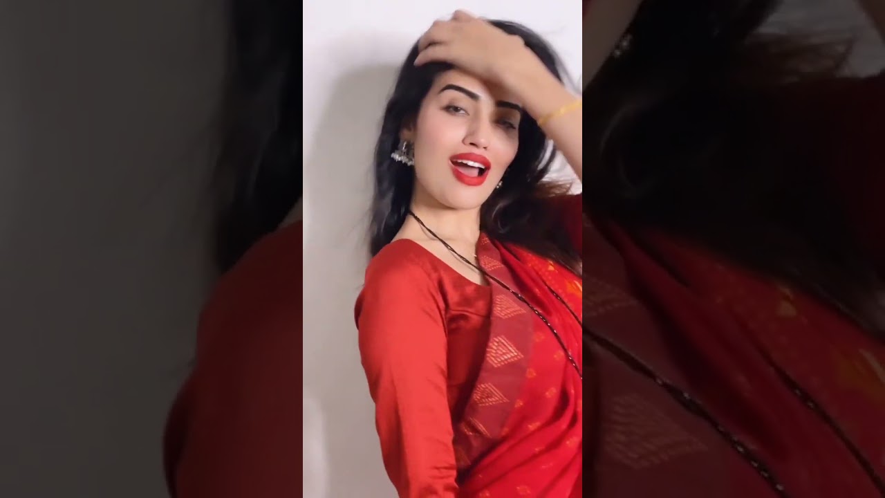 Pratiksha Bankar Red 🍒 Saree Collection 🥵❣️😻 