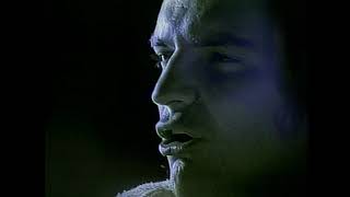 Video thumbnail of "Ricardo Arjona - Señora De Las Cuatro Décadas (Vídeo Oficial)"