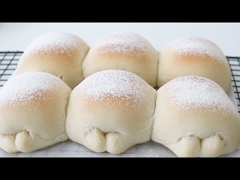 No kneading! No eggs! This milk bread is super fluffy and soft as cloud! Incredibly easy