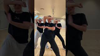 Three Best Dancers Performed Midnight Sun and One Slayed