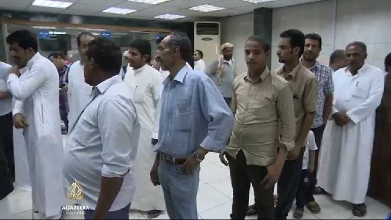 الملك السعودي يمنح تصاريح عمل لليمنيين