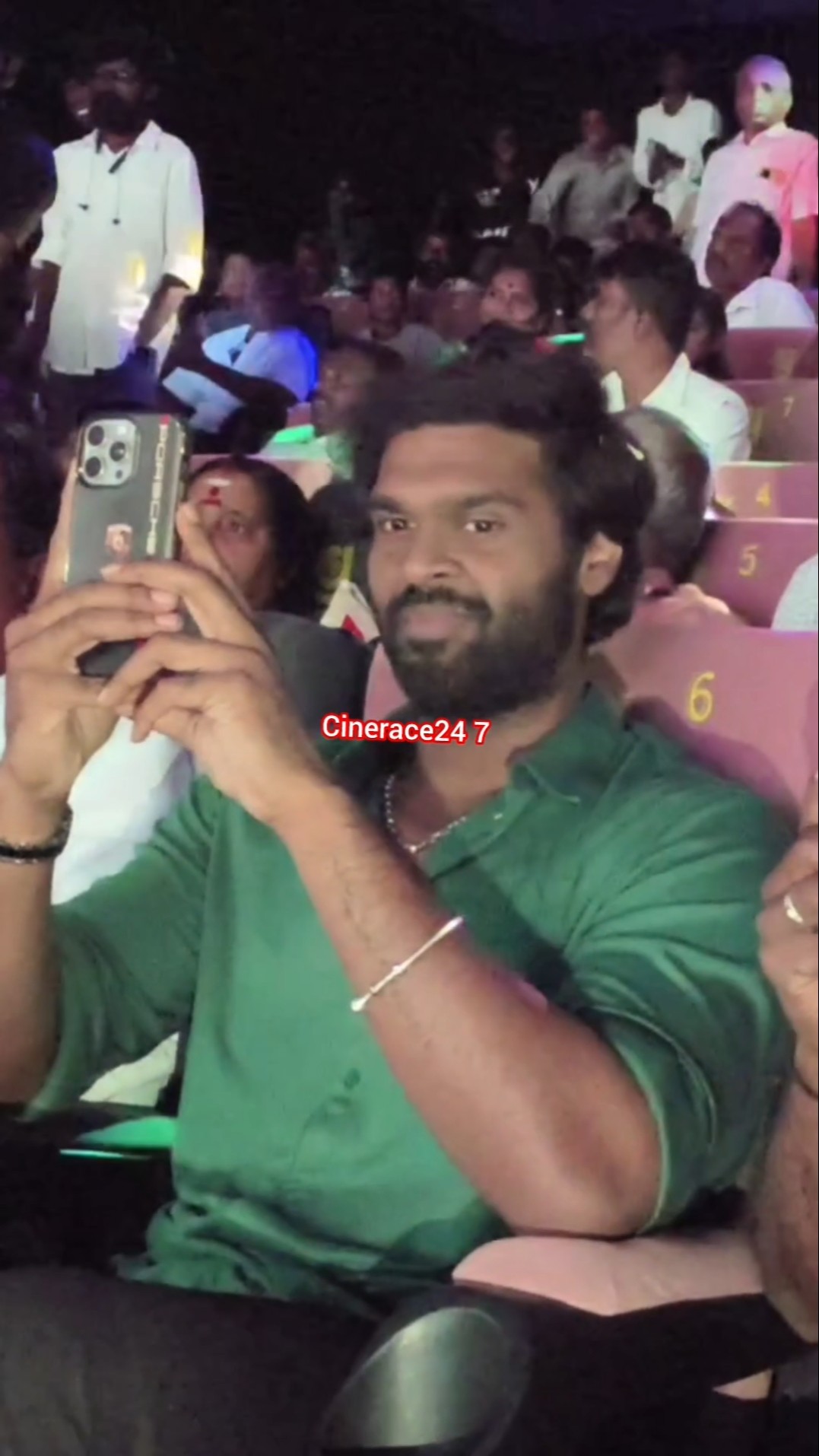 💝இதயத்தின் துடிப்பு நீ - ShareChat