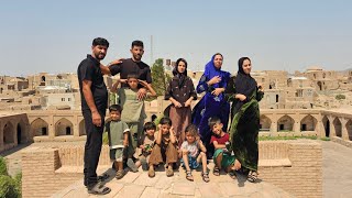 **Nomadic Family Adventure in Iran: Spring Beauty, History, & Family Feasts! 🌿🏛️**