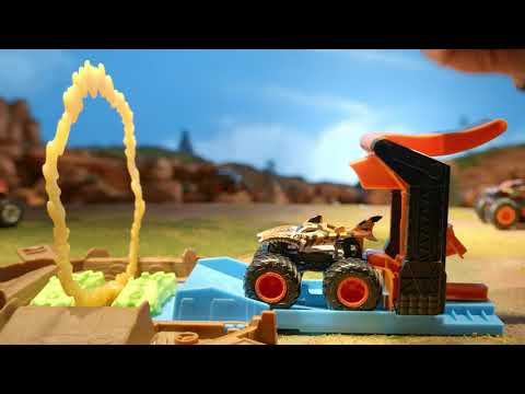 Hot Wheels Monster Trucks Stunt Tire™ Play Set