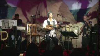 Video thumbnail of "Jake Shimabukuro Live with Band - Hula Girl"