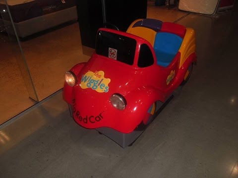 The Wiggles Big Red Car Kiddie Ride V3 - 