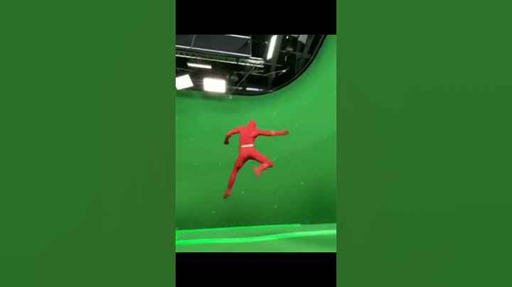 The Flash S8 Behind The Scene vs The Real Scene #shorts #flash