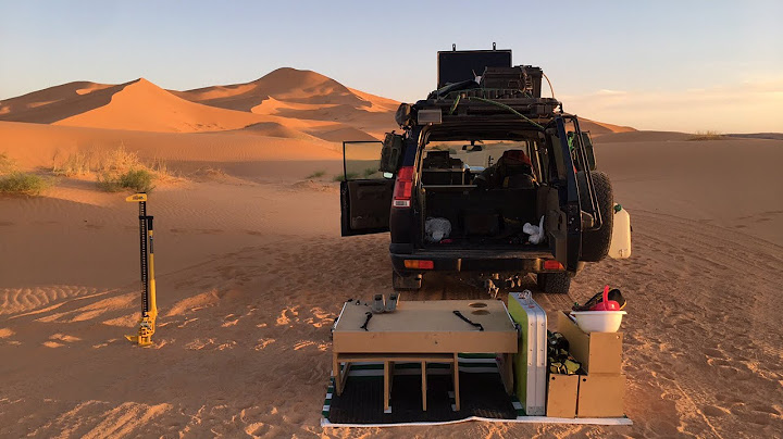 6 En panne dans le désert du Sahara!!