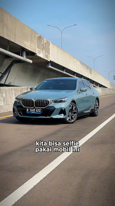 MOBIL INI PUNYA KAMERA SELFIE!